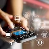 Mobile phone, e-commerce. © Thinkstock