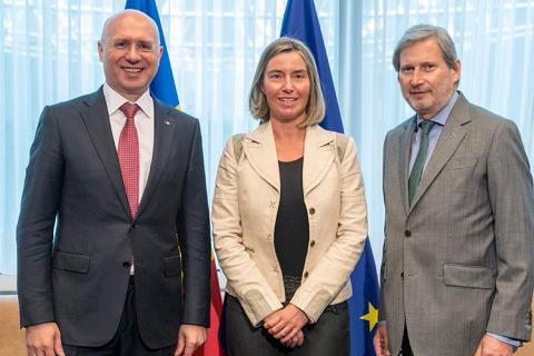 Pavel Filip, Federica Mogherini and Johannes Hahn